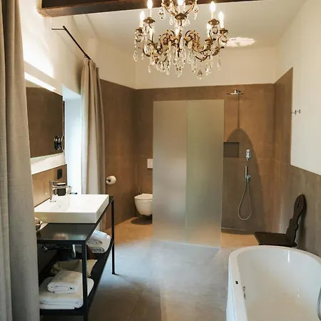 Schloss Freudenstein Hotel Bolzano