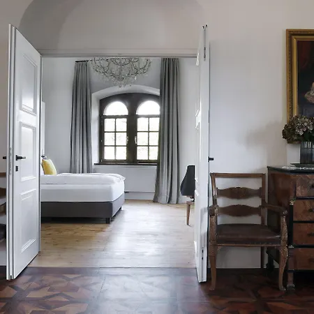 Schloss Freudenstein Hotel 5*