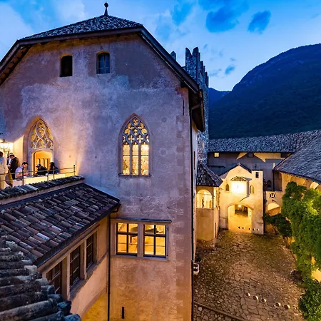 Schloss Freudenstein 5* بولزانو