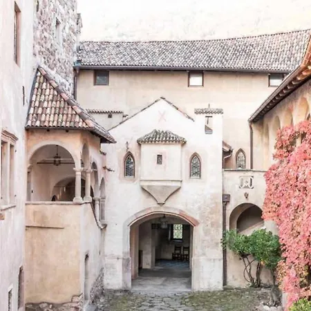 Schloss Freudenstein 5*