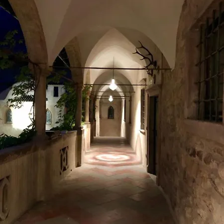 Schloss Freudenstein 5*