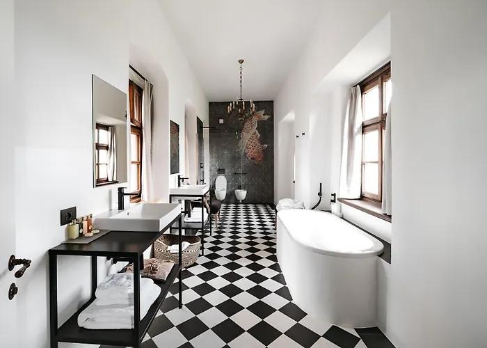 Schloss Freudenstein Hotel Bolzano