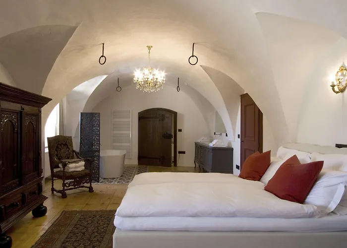 Schloss Freudenstein 5* Μπολζάνο