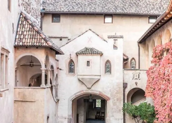 Schloss Freudenstein 5*