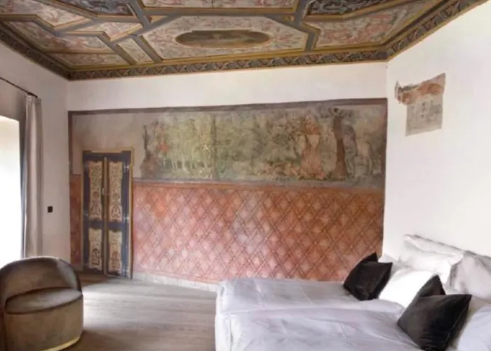 Otel Schloss Freudenstein Bolzano