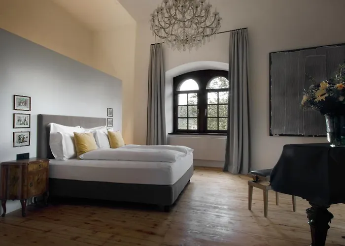 Schloss Freudenstein Otel